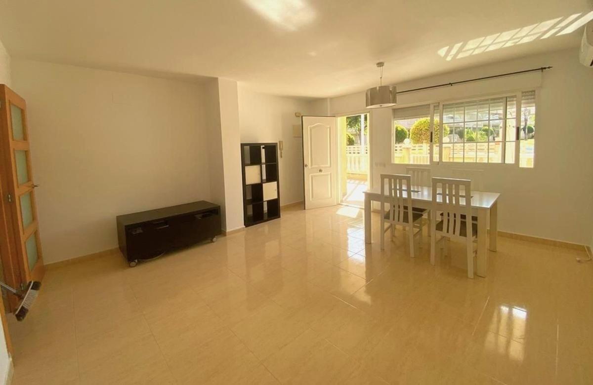 Sale of apartment in Piso en Avenida D'Escandinàvia, Monte Faro-Altomar, Gran Alacant, Gran Alacant
photo 5