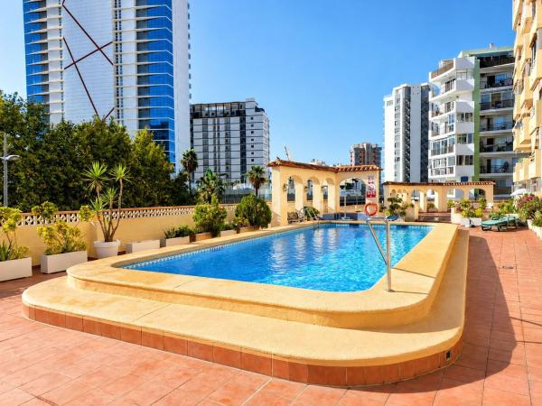 Продажа квартиры на Piso en Calpe Pueblo, Calpe, Кальпе
 photo 1