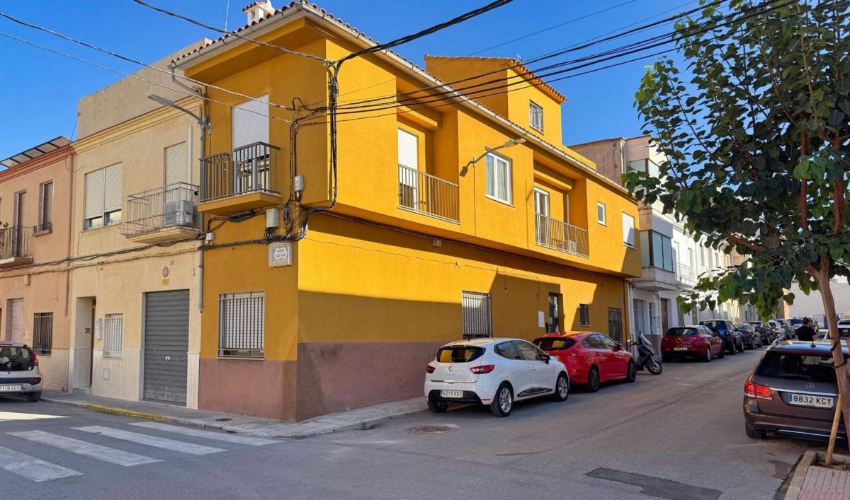 Propiedades en venta y alquiler en España photo 3