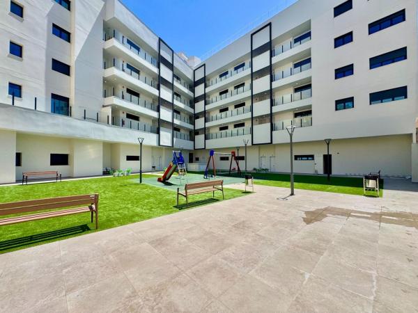 Sale of flat in Piso en La Florida, Alicante / Alacant, Alicante
thumbnail 3