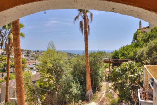 Chalet wolnostojący na sprzedaż w Casa o chalet en Benissa pueblo, Benissa, Benissa thumbnail 3