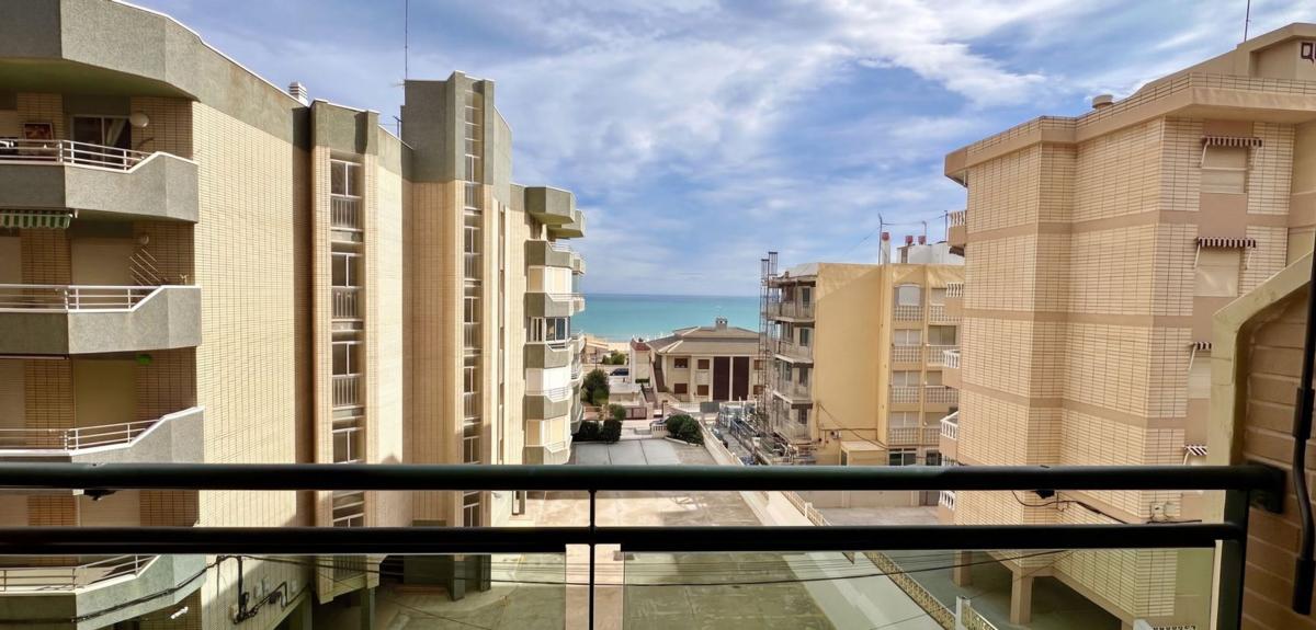 Venta de piso en Piso en Calle Puerto Rico, Guardamar Playa, Guardamar del Segura, Guardamar del Segura
photo 4