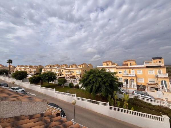 Chalet pareado en Urbanizacion Puerto Marino, Mediterráneo-Novamar, Gran Alacant thumbnail 3