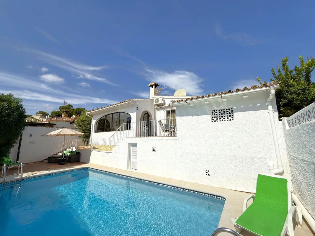 Properties for sale and rent in Spain photo 2