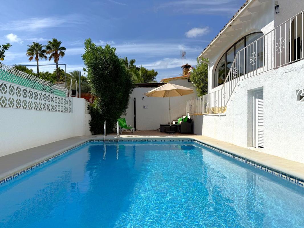 Properties for sale and rent in Spain photo 4