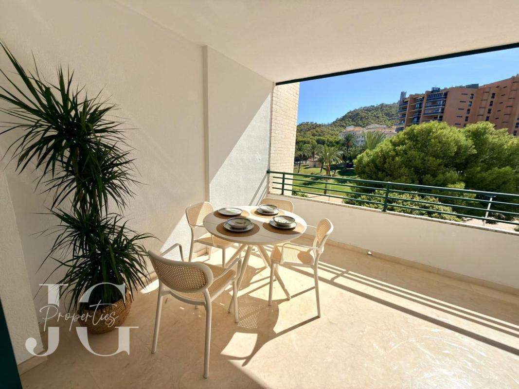 Sprzedaż mieszkania w Piso en Avenida Rosa dels Vents, 17, Bulevar - Puerta Mítica, La Villajoyosa / Vila Joiosa, La Villajoyosa / Vila Joiosa
photo 5