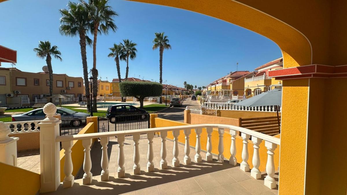 Sprzedaż niezależnego domku jednorodzinnego w Casa o chalet en La Regia, Orihuela, Orihuela photo 3