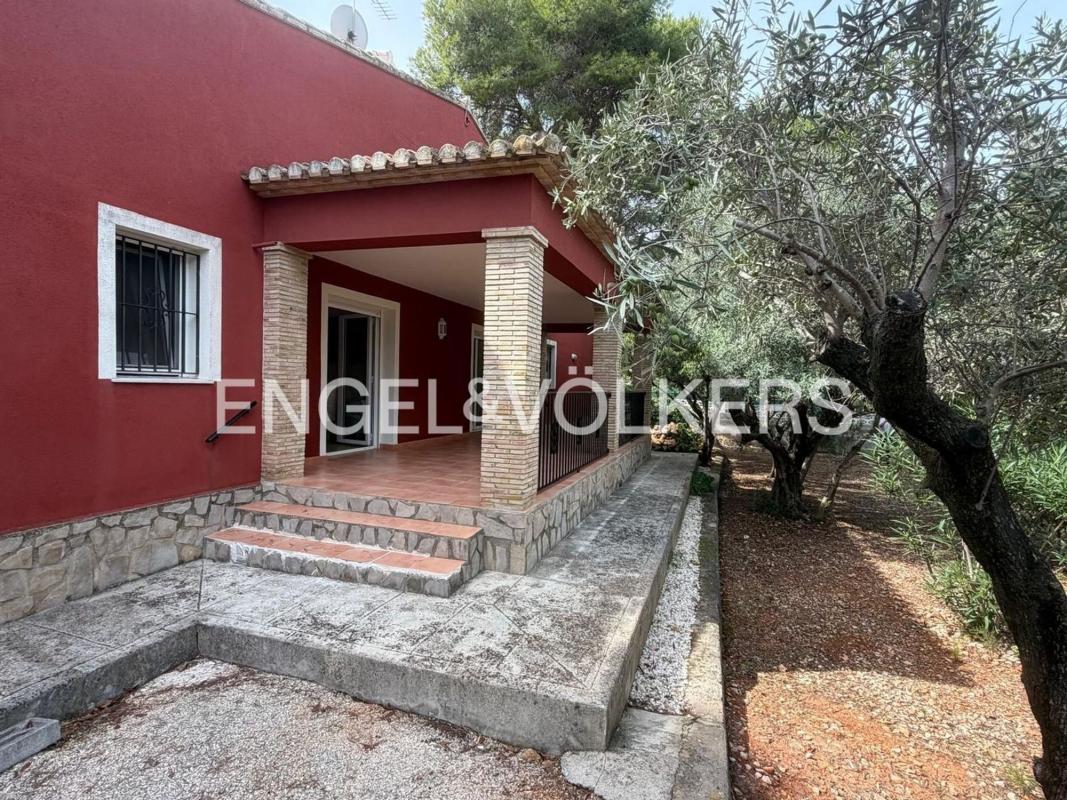 Propiedades en venta y alquiler en España photo 3