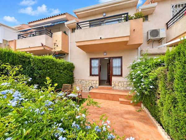 Chalet adosado en Capiscol, Nou Nazaret - Frank Espinós, San Juan de Alicante photo 1