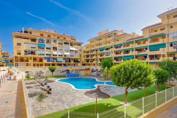 Продажа квартиры на Piso en Los Europeos, Torrevieja, Торревьеха
thumbnail 2