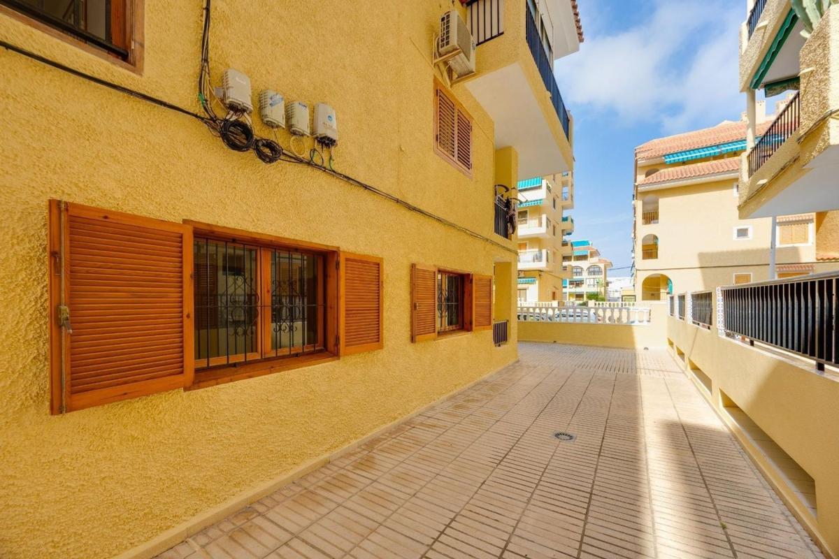 Продажа квартиры на Piso en Los Europeos, Torrevieja, Торревьеха
photo 5