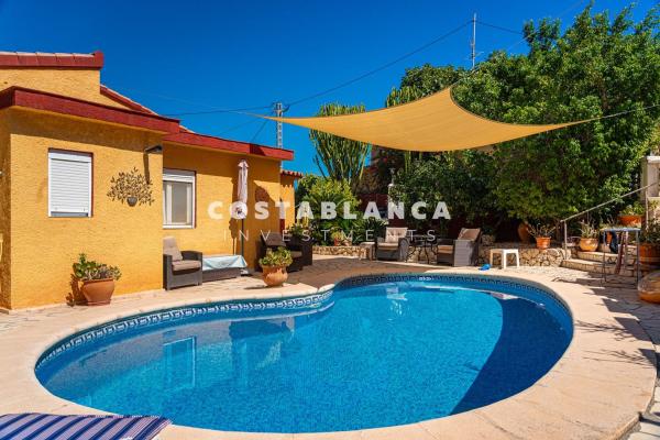 Частный шале на продаже в Casa o chalet en Partida Maryvilla, Maryvilla, Calpe, Кальпе thumbnail 2