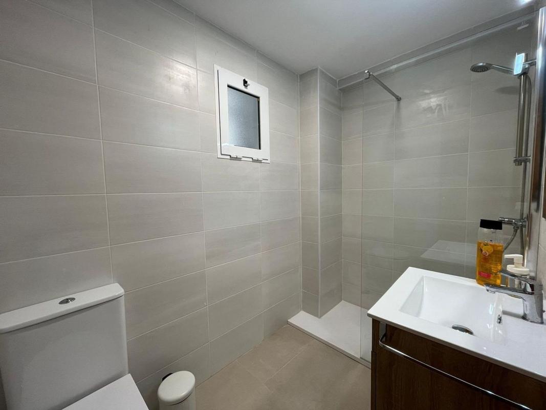 Sale of apartment in Piso en Plà del Bon Repòs-La Goteta, Alicante / Alacant, Alicante
 photo 3