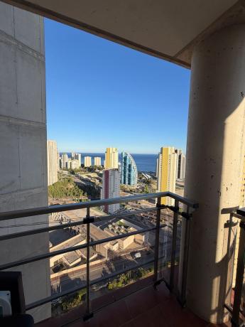 Sprzedaż mieszkania w Piso en Calle Presidente Adolfo Suárez, Pueblo Poniente, Benidorm, Benidorm
thumbnail 3