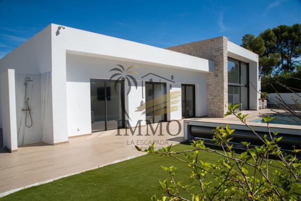 Casa o chalet independiente en Cala Advocat - Baladrar, Benissa photo 1