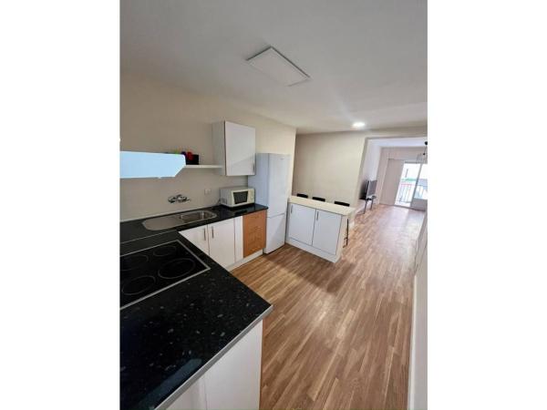 Продажа квартиры на Piso en Calle Músic Josep Carbonell, Centro - Zona Alta, Alcoy / Alcoi, Алкой
thumbnail 2