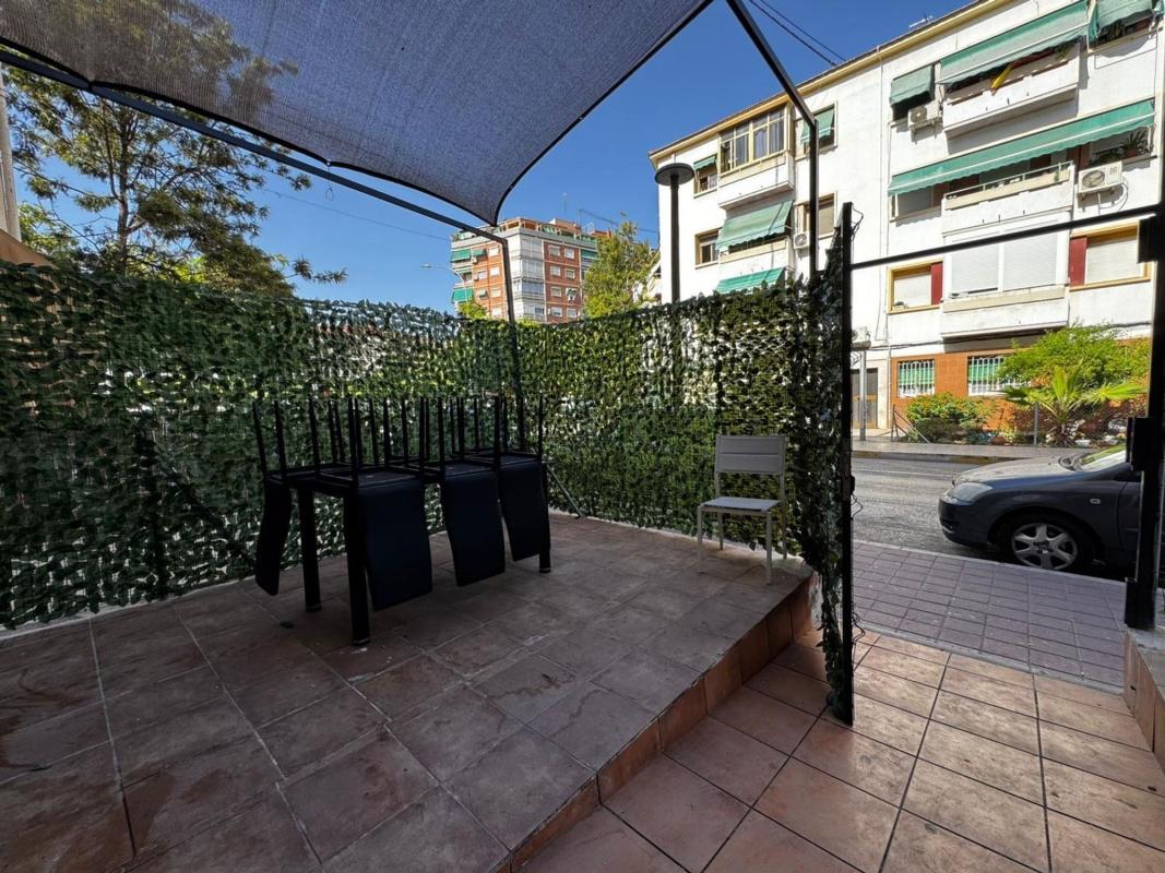 Sale of apartment in Piso en Pintor Zuloaga, 2, Plà del Bon Repòs-La Goteta, Alicante / Alacant, Alicante
 photo 2