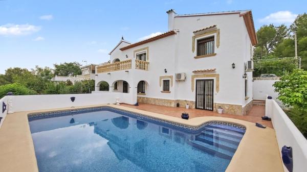 Chalet independiente en venta en Casa o chalet en Orba, Orba
photo 1