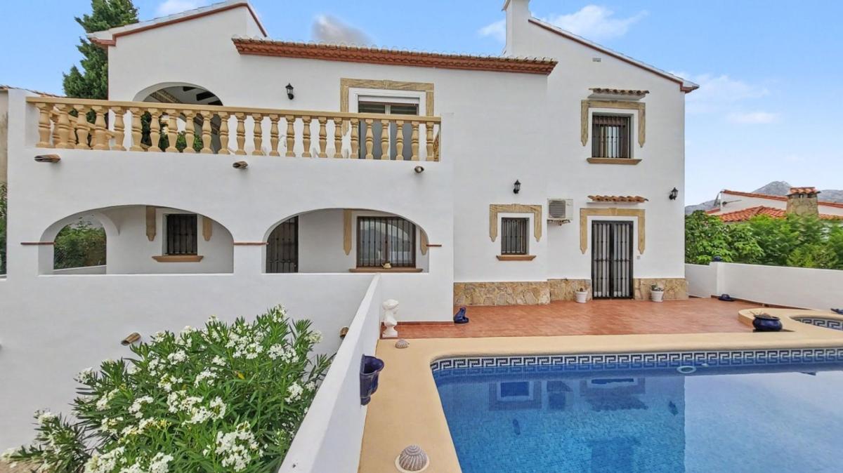 Venta de chalet independiente en Casa o chalet en Orba, Orba
photo 2