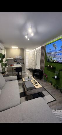 Venta de piso en Piso en Avenida Robleda, 12, La Siesta - El Salado - Torreta, Torrevieja, Torrevieja
photo 1