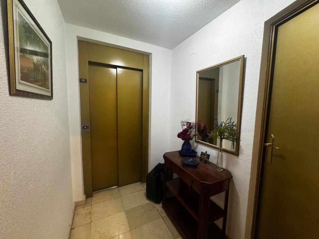 Продажа квартиры на Piso en Jijona, 18, Carolinas Bajas, Alicante / Alacant, Аликанте / Алакант
photo 2