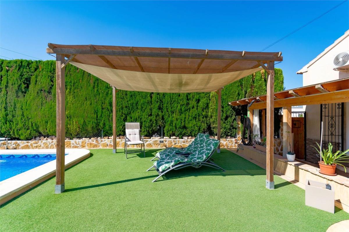 Properties for sale and rent in Spain photo 2