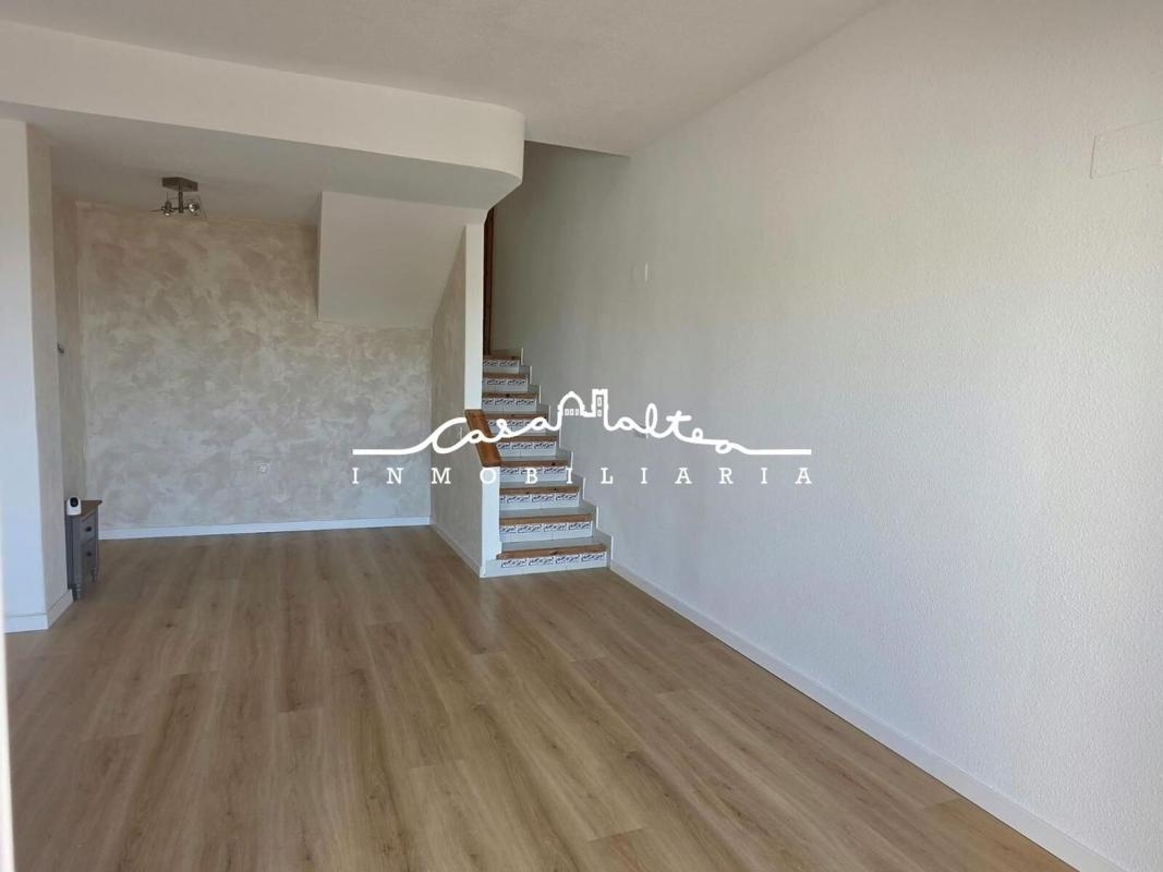 Недвижимость на продажу и в аренду в Испании photo 3