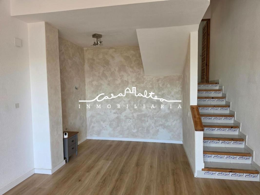 Недвижимость на продажу и в аренду в Испании photo 5
