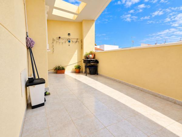 Аттик на продажу в  Ático en Calle Manuel Galián, Avenida Habaneras - Curva de Palangre, Torrevieja, Торревьеха photo 2