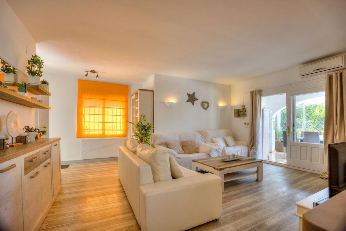 Sale of independent chalet in Casa o chalet en Paichi, Moraira, Moraira
 photo 3