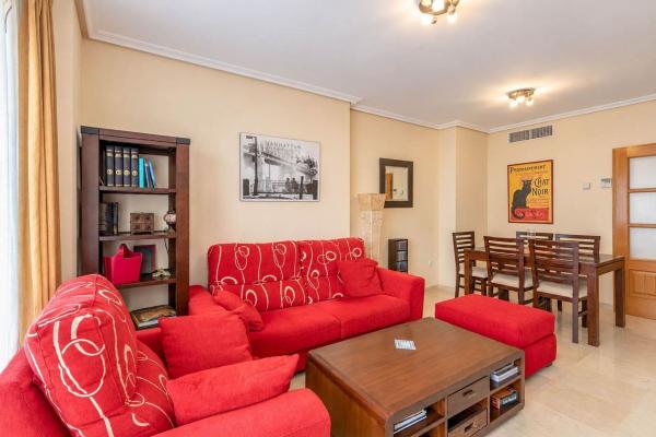 Продажа квартиры на Piso en Avenida Juan Sanchis Candela, 15, Garbinet - Parque de las Avenidas, Alicante / Alacant, Аликанте / Алакант
 photo 3