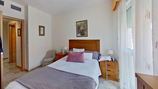 Продажа квартиры на Piso en Calle Doctor Ángel Tello Ortiz, Garbinet - Parque de las Avenidas, Alicante / Alacant, Аликанте / Алакант
thumbnail 3