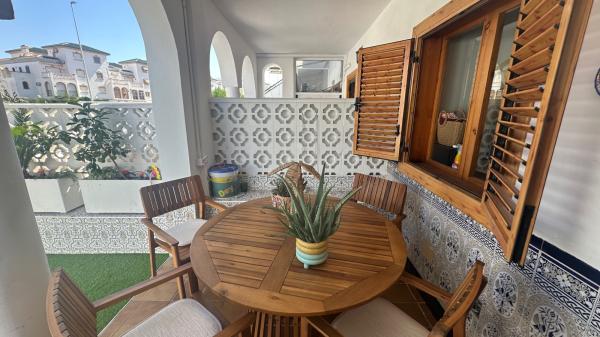 Chalet adosado en venta en , La Mata thumbnail 3