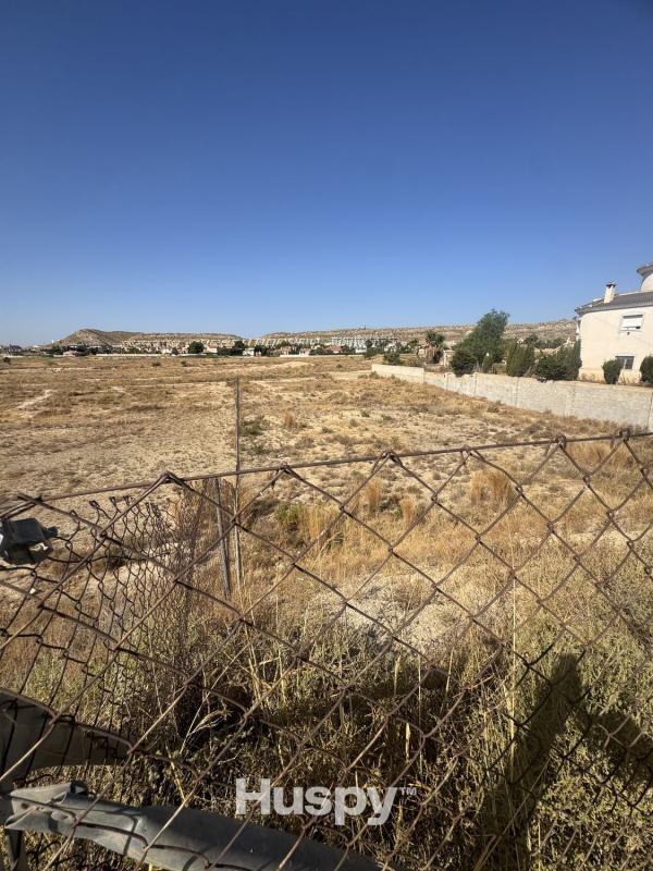 Terreno en venta en Mutxamel, Alicante photo 2