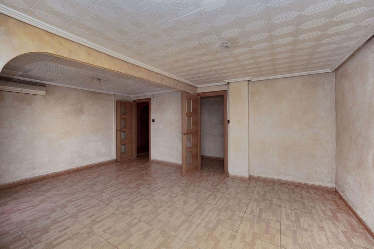 Продажа квартиры на Piso en Calle Mariano Benlliure, Reina Victoria-Miguel Hernández, Elche / Elx, Эльче / Эльх
 photo 4