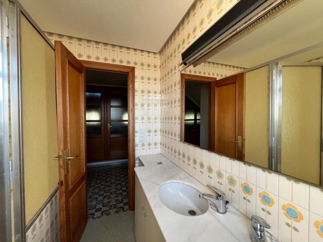 Propiedades en venta y alquiler en España photo 5