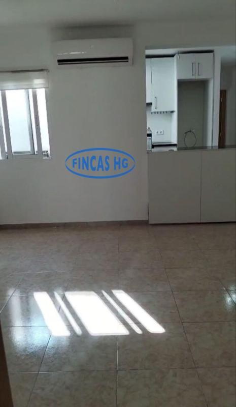 Venta de piso en Piso en Campoamor, Alicante / Alacant, Alicante / Alacant
 photo 3