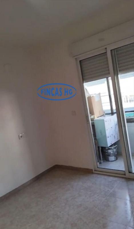 Venta de piso en Piso en Campoamor, Alicante / Alacant, Alicante / Alacant
 photo 4