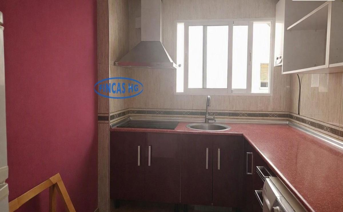 Sale of apartment in Piso en Virgen del Remedio - Parque lo Morant, Alicante / Alacant, Alicante
photo 5