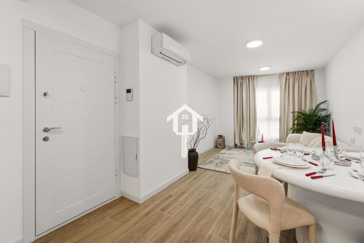 Venta de piso en Piso en Calle Doctor Buades, Carolinas Altas, Alicante / Alacant, Alicante / Alacant
photo 4