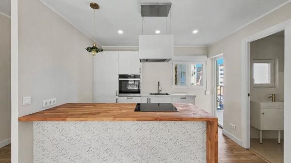 Продажа квартиры на Piso en Centro Urbano, Denia, Дения
photo 1
