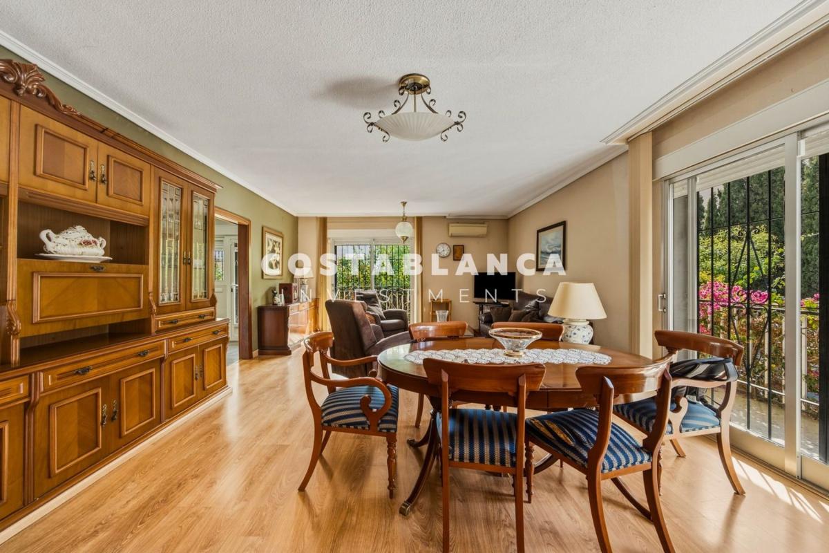 Продажа отдельного шале в Casa o chalet en Avenida Perú, Pueblo Poniente, Benidorm, Бенидорм photo 3