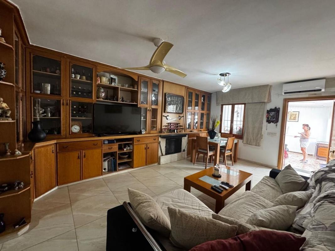 Недвижимость на продажу и в аренду в Испании photo 2