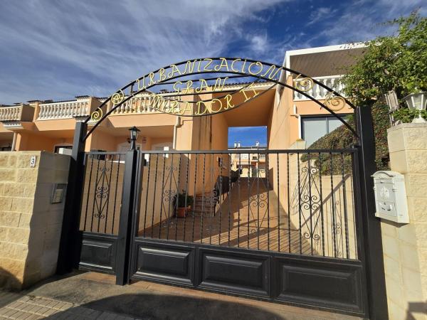 Chalet adosado en Calle del Sofre, 3, Valle del Sol - Rio Park, Mutxamel thumbnail 3