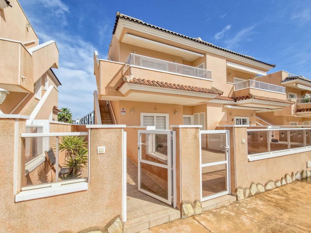 Penthouse sale in  Ático en Calle Humedal, Los Balcones - Los Altos del Edén, Torrevieja, Torrevieja photo 4
