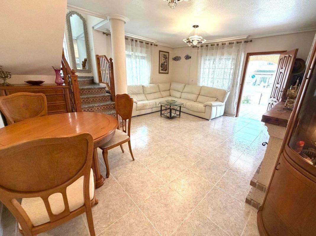 Sale of independent chalet in Casa o chalet en Calle Pozo-Blanco, Las Filipinas, Orihuela, Orihuela
 photo 4