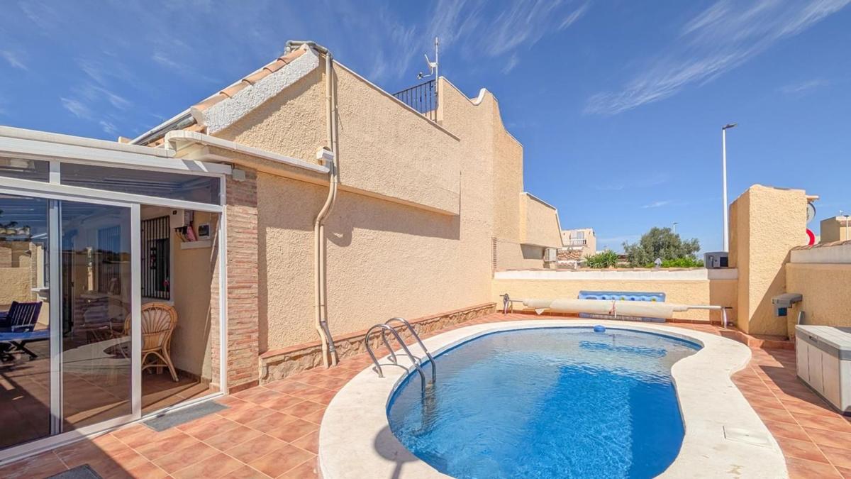 Properties for sale and rent in Spain photo 1