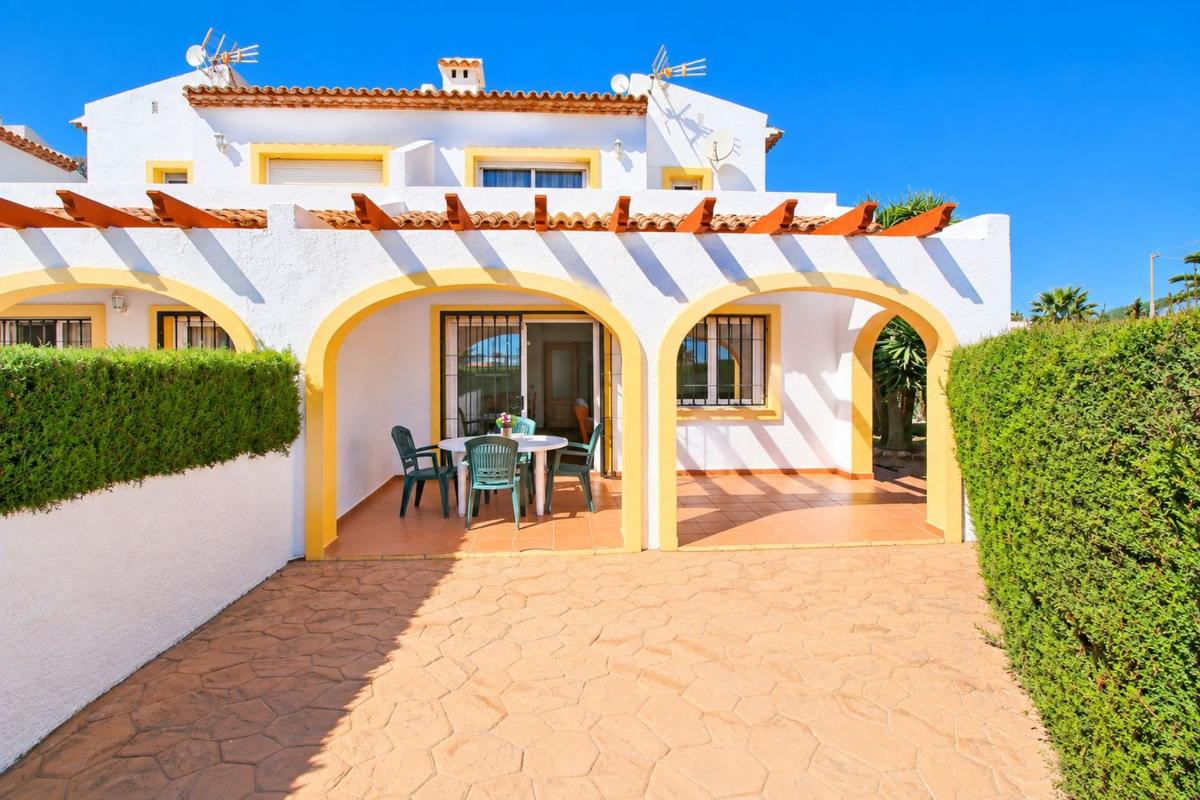 Propiedades en venta y alquiler en España photo 1