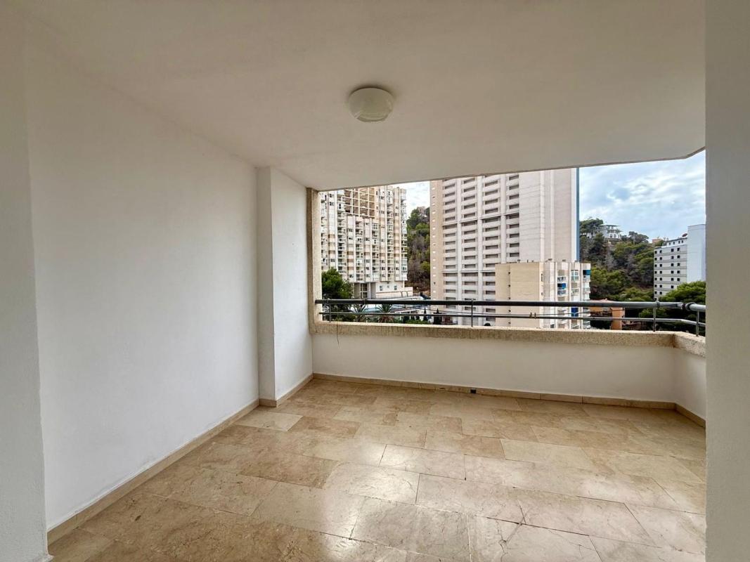 Venta de piso en Piso en Avenida de Montecarlo, 3, Zona Sierra Helada, Benidorm, Benidorm
photo 1