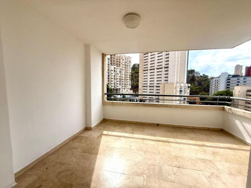 Venta de piso en Piso en Avenida de Montecarlo, 3, Zona Sierra Helada, Benidorm, Benidorm
photo 2